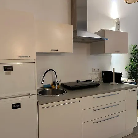 Apartment Roma Centro * Milan
